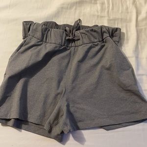 Lululemon on the fly short